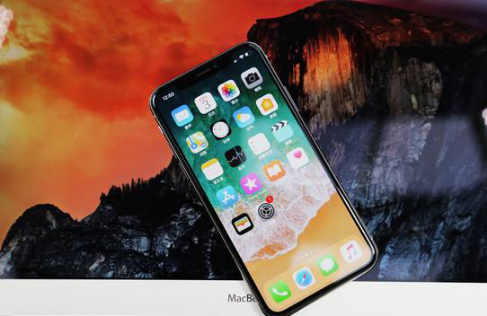 苹果疯狂砍单iPhoneX坑苦了谁？