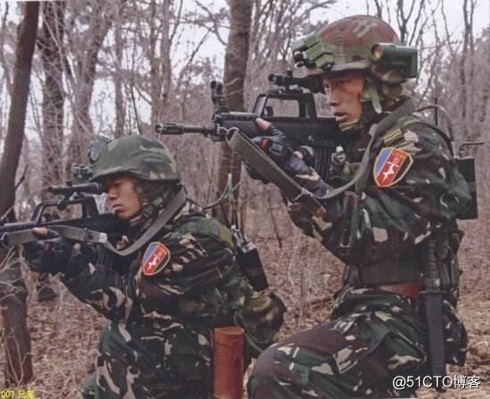 中國新型11式單兵綜合作戰系統